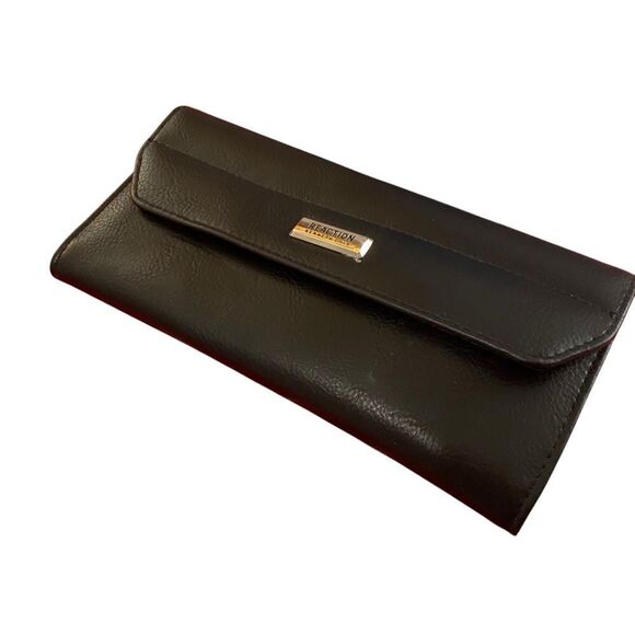 Kenneth Cole Reaction Black Clutch Wallet - Picture 3 of 5